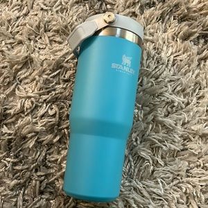 Stanley THE ICEFLOW FLIP STRAW TUMBLER | 30 OZ | 0.88 L